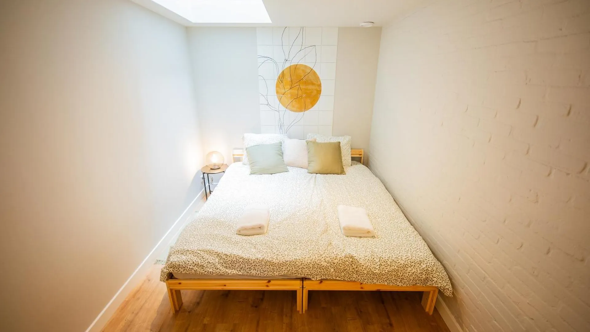 Two-Bedroom Apartment Bs-Bsh Rotterdam