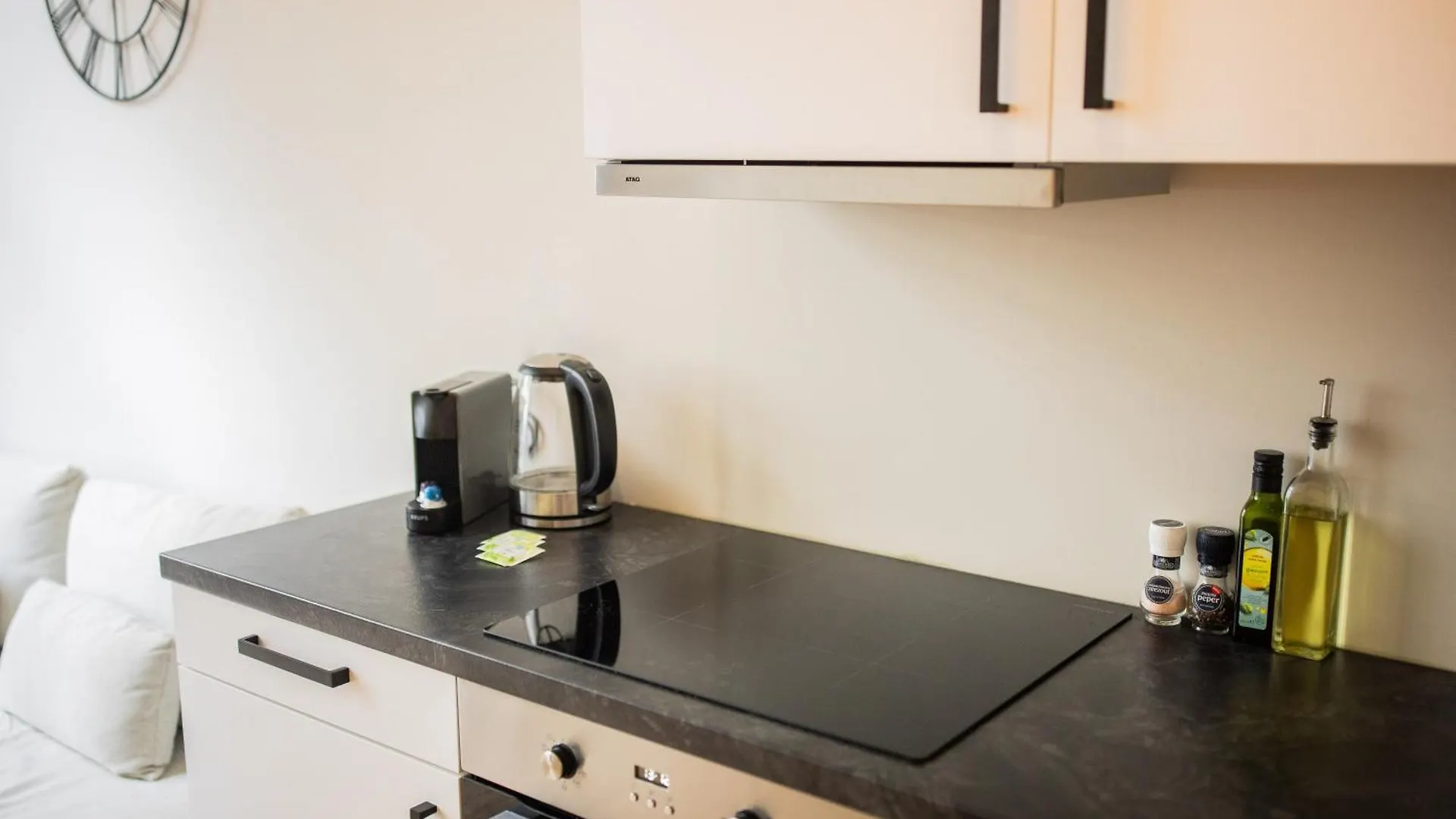Two-Bedroom Apartment Bs-Bsh Rotterdam