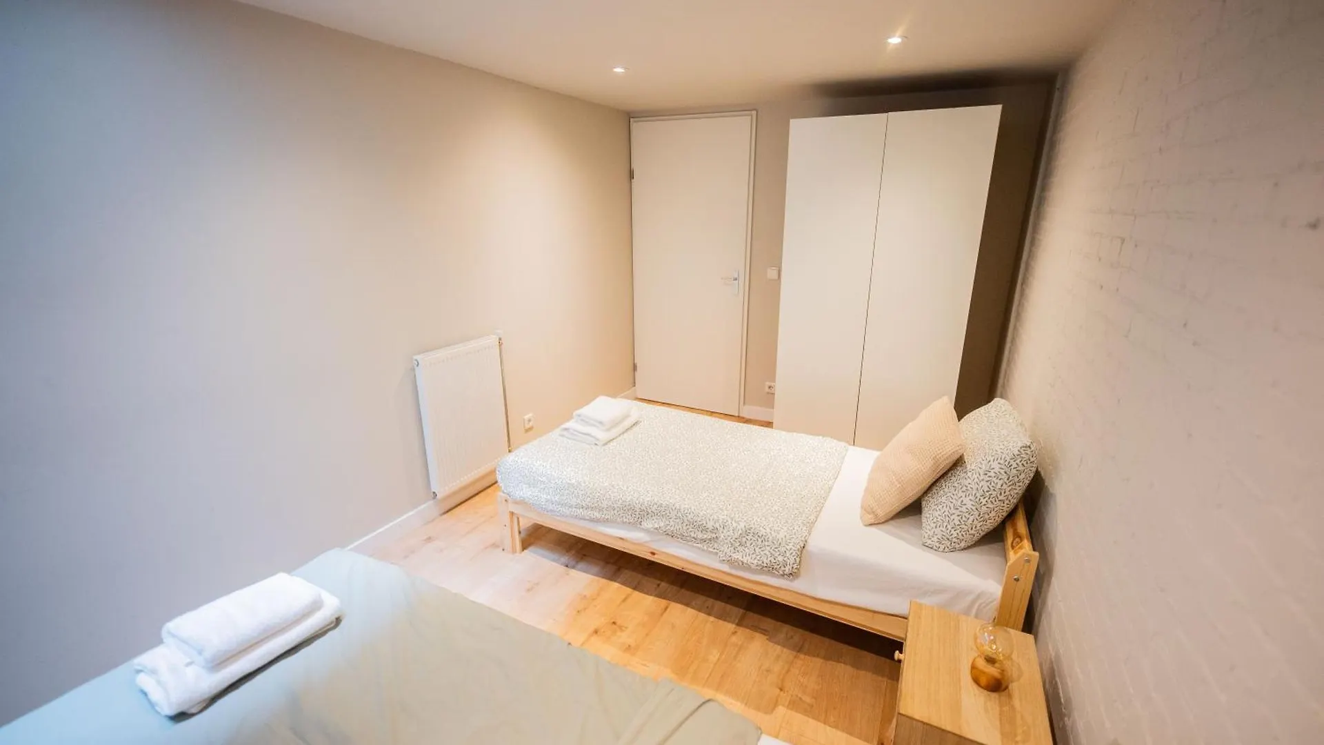 Two-Bedroom Apartment Bs-Bsh Rotterdam