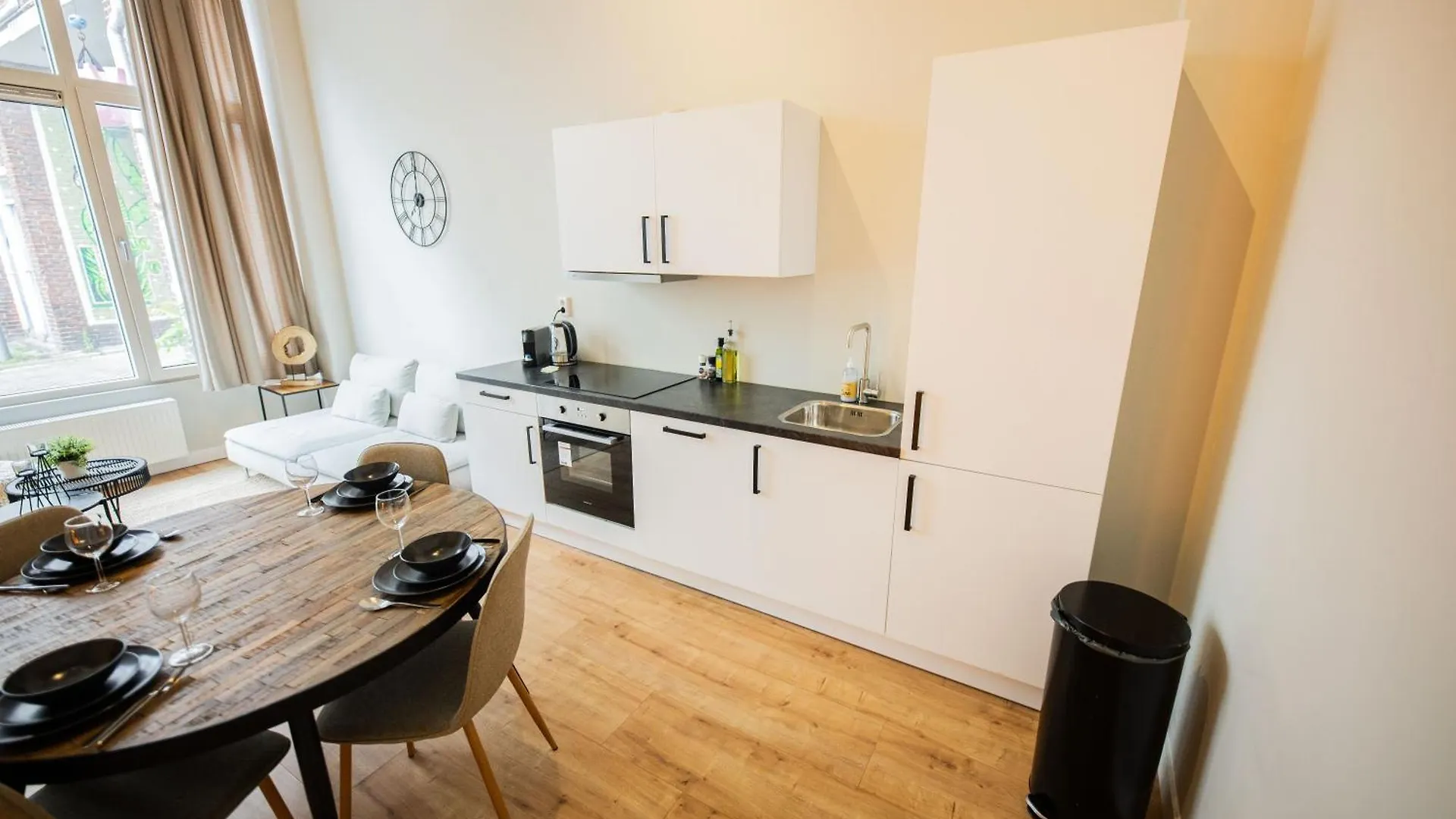 Two-Bedroom Apartment Bs-Bsh Rotterdam