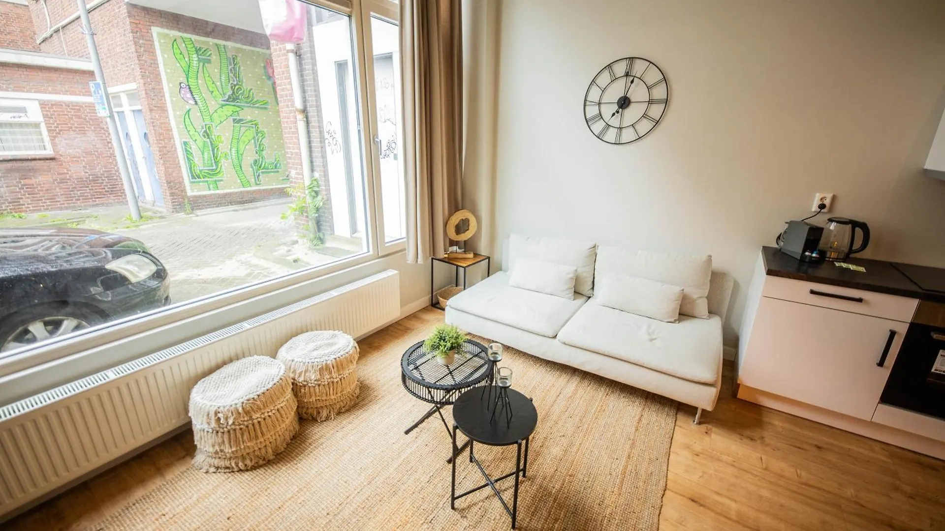 Two-Bedroom Apartment Bs-Bsh Rotterdam 0*,  Nederland